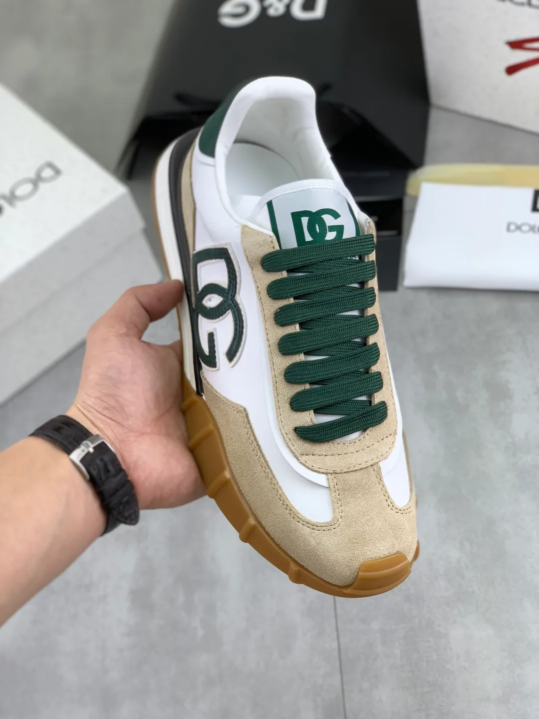 Men's men's shoes 💰P542 💰[New model] The latest hot style, top original quality, the official website synchronizes "DOLCE&GABBANA [Dolce & Gabbana] ~ High quality." The effect is low-top casual DG men's shoes, loved by many celebrities, using high-end imported first-layer calfskin splicing logo design + cowhide feet, simple and elegant, perfectly interpreting the latest inspiration of shoes, integrating classics and fashion, luxury dreams, and fashion. Suitable for drivers, light and comfortable to drive, light and breathable for outdoor travel, high-end quality, trustworthy, 5️⃣color🉑️choice! Code number: 38-46